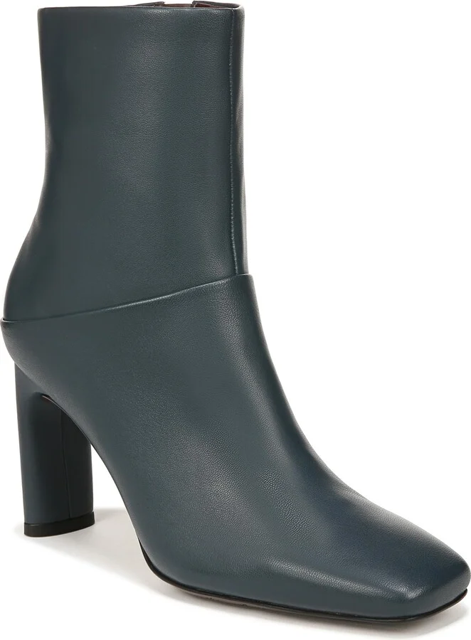 Fir Dark Blue Leather