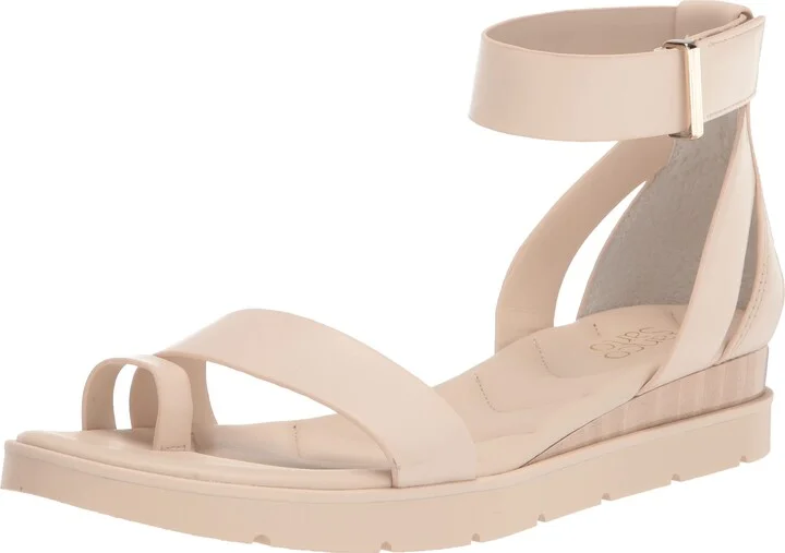 Franco Sarto Womens Davenport Sandal Cream 9.5 M