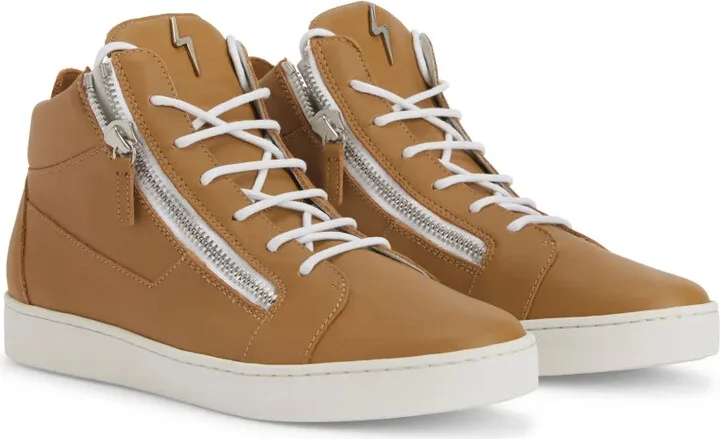 Frankie logo-plaque sneakers - Image 2