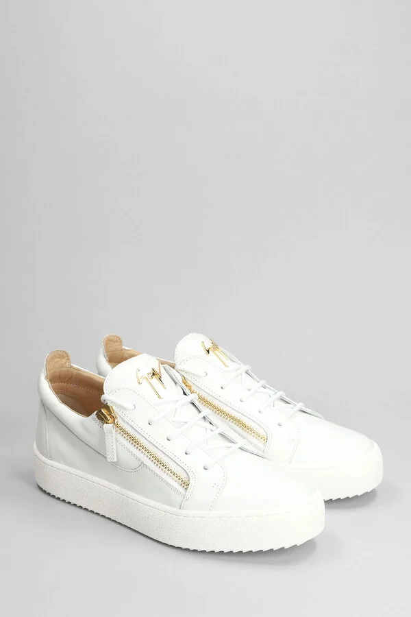 Frankie Sneakers In White Patent Leather - Image 2
