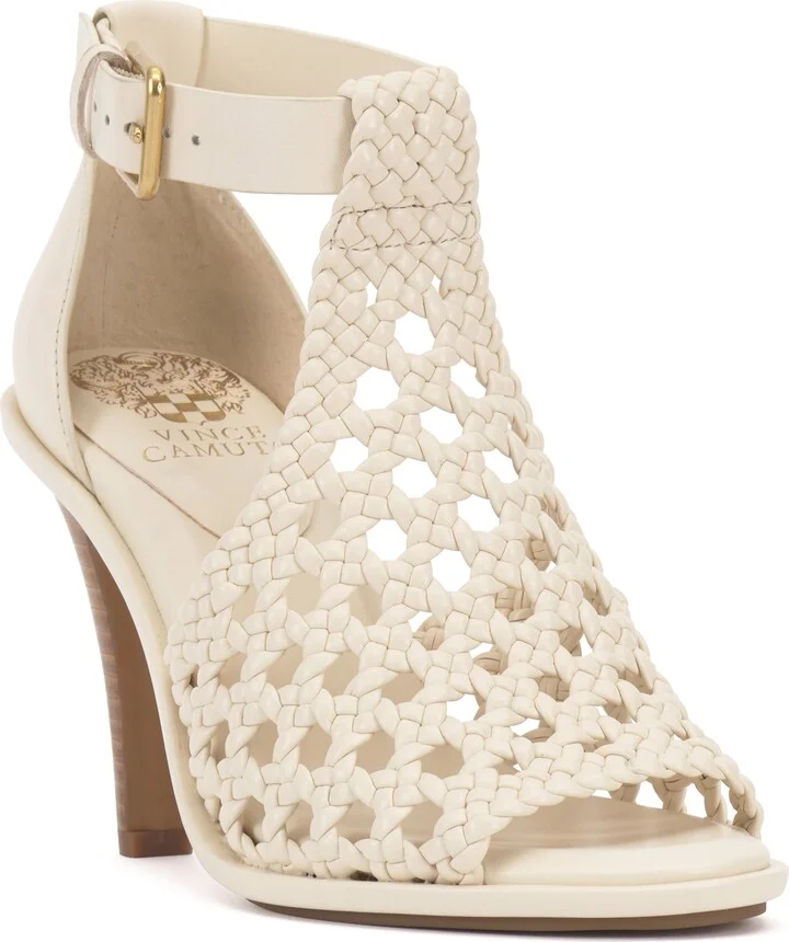 CREAMY WHITE