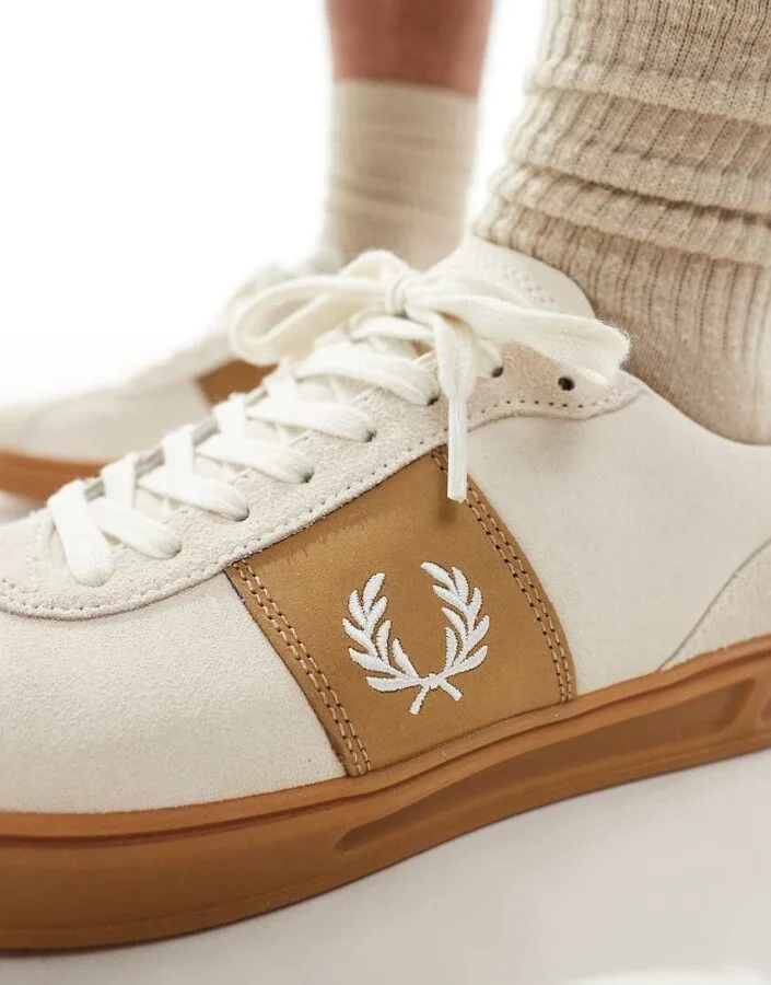 Fred Perry B4 suede sneakers in white/beige - Image 4