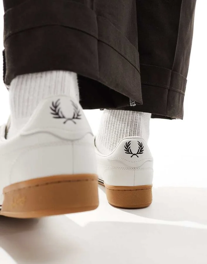 Fred Perry B722 leather sneakers in white - Image 4