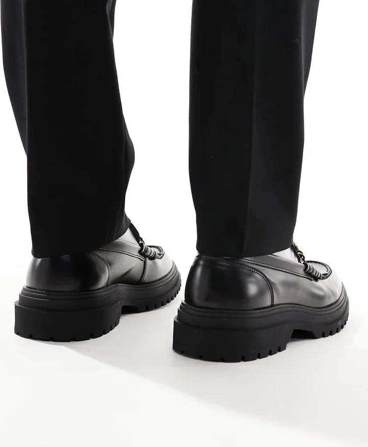 Fred Perry unisex chain leather loafers in black - Image 4