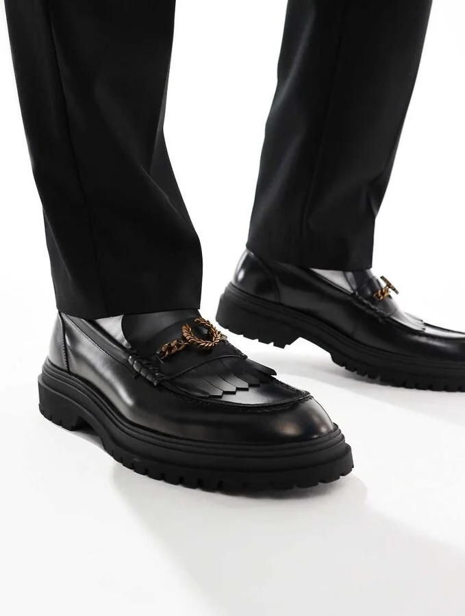 Fred Perry unisex chain leather loafers in black