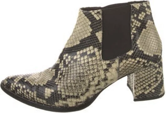 Animal Print, Neutrals