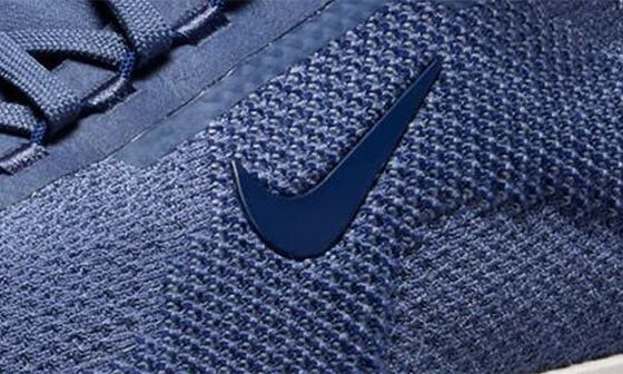 Free 2025 Running Shoe - Image 9