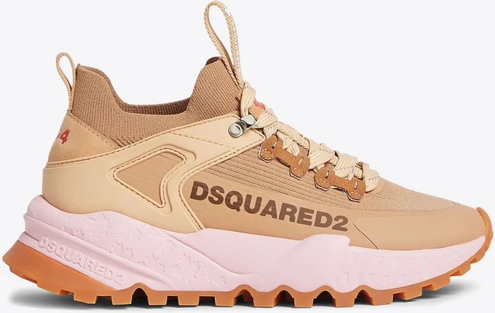 Free Flow Low-Top Sneakers