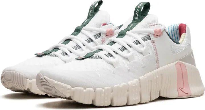 Free Metcon 3 "All Petals United" sneakers - Image 4