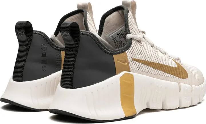Free Metcon 3 "Light Orewood Brown" sneakers - Image 3