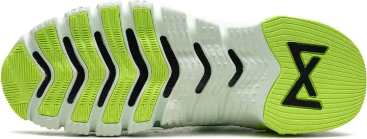 Free Metcon 4 "Mint Foam" sneakers - Image 4
