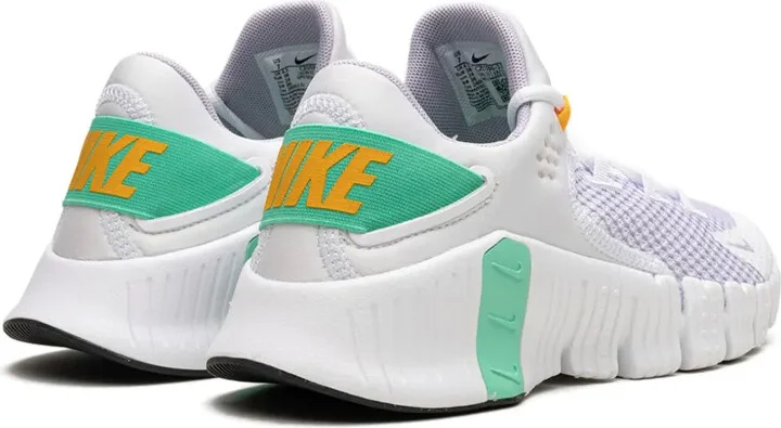 Free Metcon 4 sneakers - Image 3