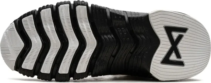 Free Metcon 4 "White/Black" sneakers - Image 4