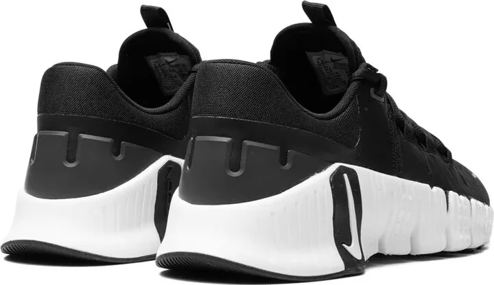 Free Metcon 5 "Black Anthracite" sneakers - Image 3