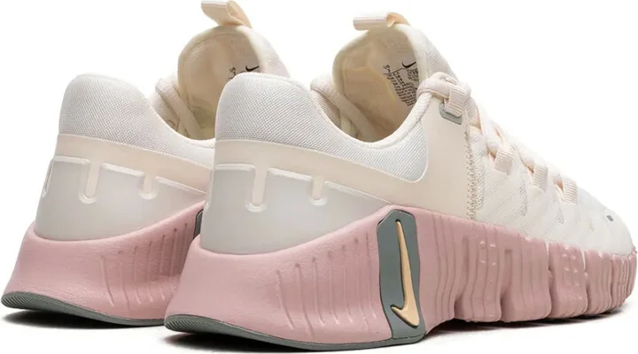 Free Metcon 5 "Pale Ivory" sneakers - Image 3