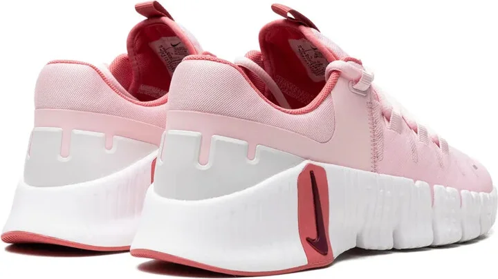 Free Metcon 5 "Pink Foam" sneakers - Image 3