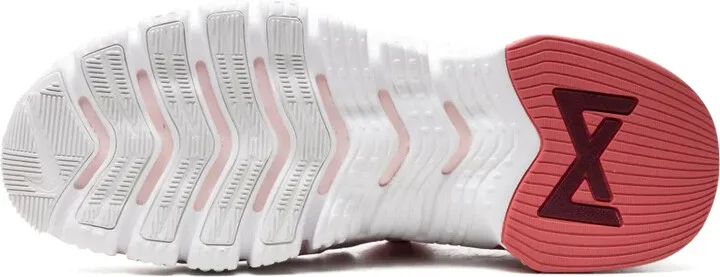 Free Metcon 5 "Pink Foam" sneakers - Image 4