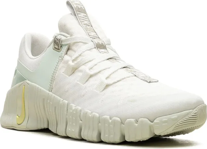 Free Metcon 5 PRM "Summit White" sneakers - Image 2