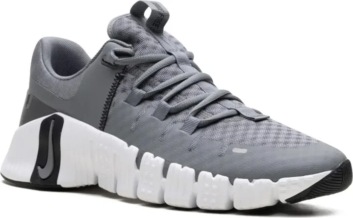 Free Metcon 5 "Smoke Grey" sneakers - Image 2