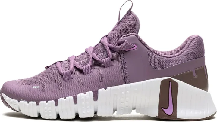 Free Metcon 5 "Violet Dust" sneakers - Image 5