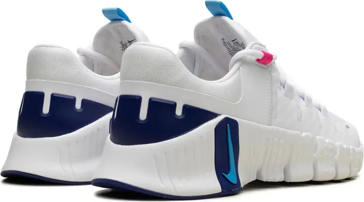 Free Metcon 5 "White/Aquarius Blue" sneakers - Image 3