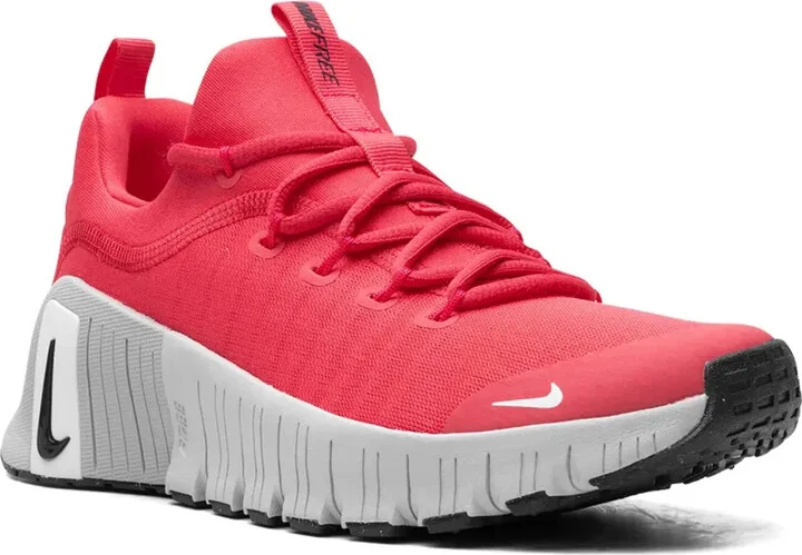 Free Metcon 6 "Aster Pink" sneakers - Image 2