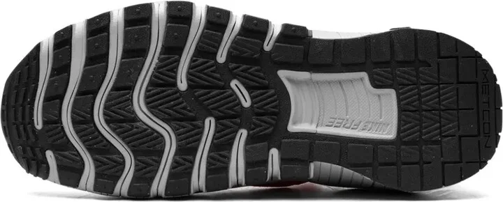 Free Metcon 6 "Aster Pink" sneakers - Image 4