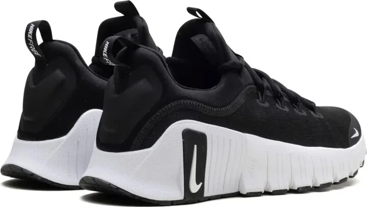 Free Metcon 6 "Black/White" sneakers - Image 3