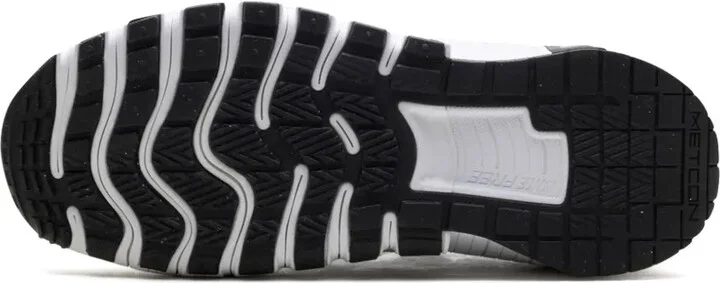 Free Metcon 6 "Black/White" sneakers - Image 4