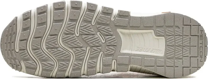 Free Metcon 6 "Pale Ivory/ Guava Ice/ Sail/Metallic Red Bronze" sneakers - Image 5