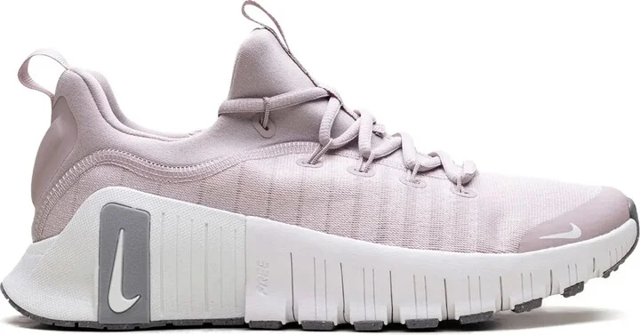 Free Metcon 6 "Platinum Violet" sneakers
