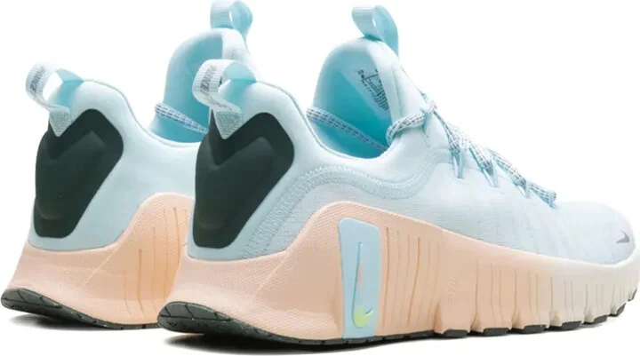 Free Metcon 6 Premium "Glacier Blue/Washed Coral/Vintage Green/Metallic Silver" sneakers - Image 3
