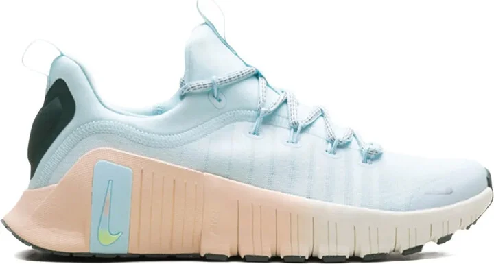 Free Metcon 6 Premium "Glacier Blue/Washed Coral/Vintage Green/Metallic Silver" sneakers