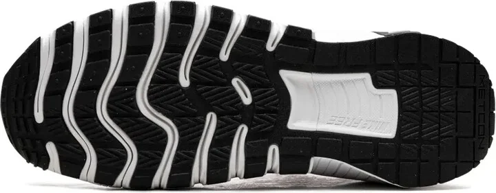 Free Metcon 6 "Team Crimson/Black/White" sneakers - Image 4