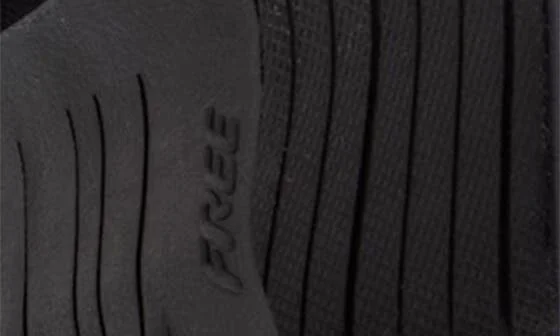 Free Metcon 6 Training Shoe - Image 9