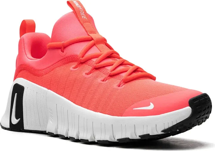 Free Metcon 6 WMNS "Hot Punch" sneakers - Image 2