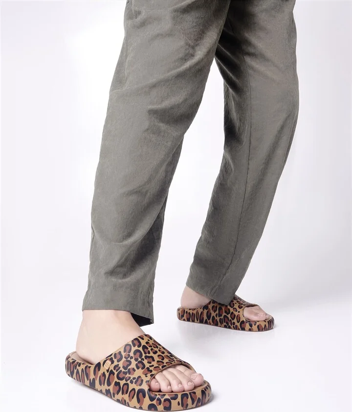 Free Print Slide - Animal Print - Brown Black - Image 4