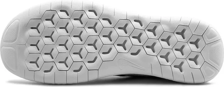 Free RN 2018 sneakers - Image 4