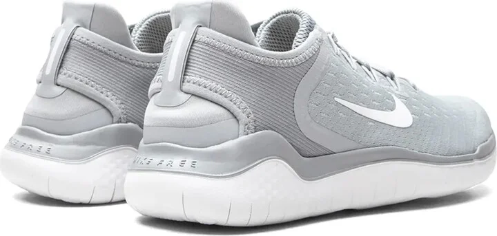Free RN 2018 sneakers - Image 3