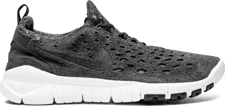 Free Run Trail "Black/Anthracite/White" sneakers