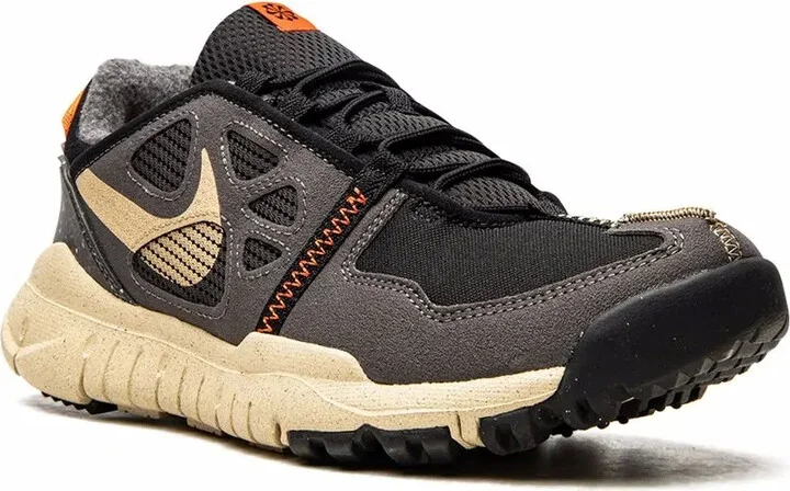 Free Terra Vista sneakers - Image 2