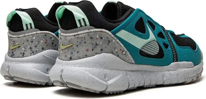 Free Terra Vista sneakers - Image 3