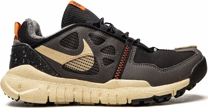 Free Terra Vista sneakers