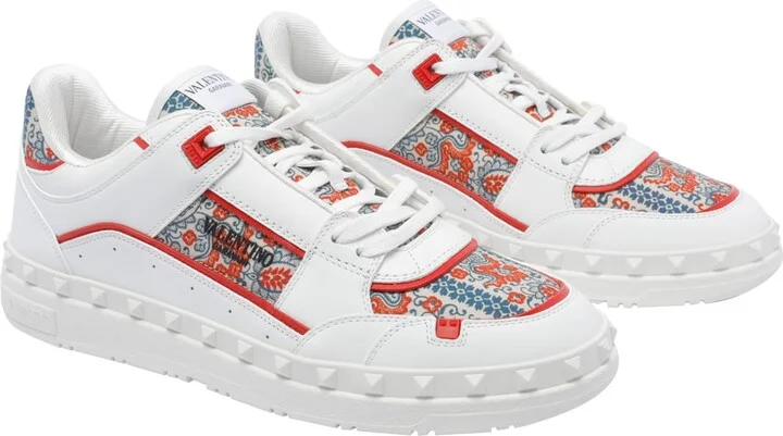 Freedots Low Top Sneakers - Image 2
