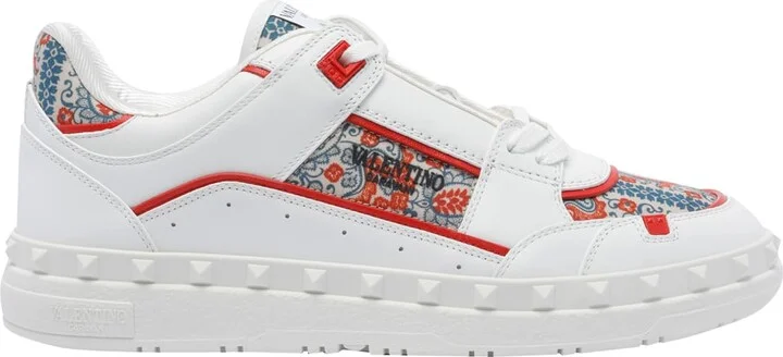 Freedots Low Top Sneakers