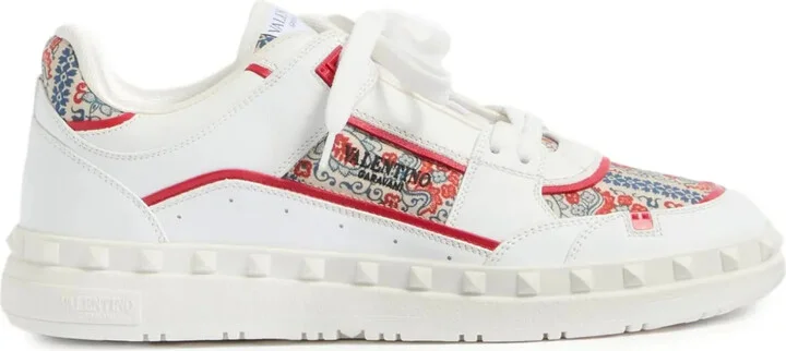 Freedots sneakers