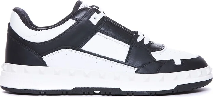 Freedots Sneakers