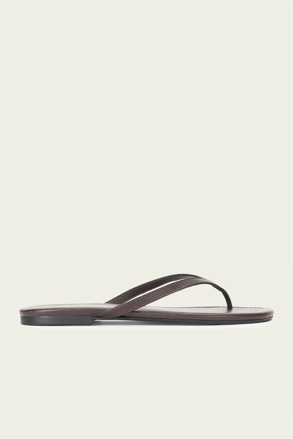 Freja Thong in Espresso
