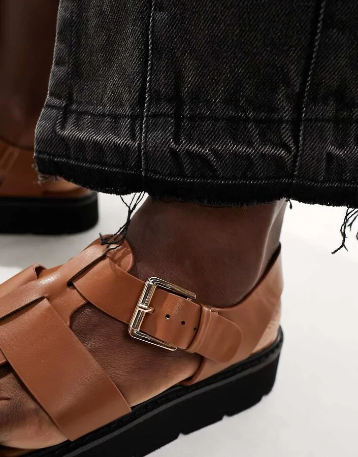 French Connection flatform cage sandals in tan - Image 3