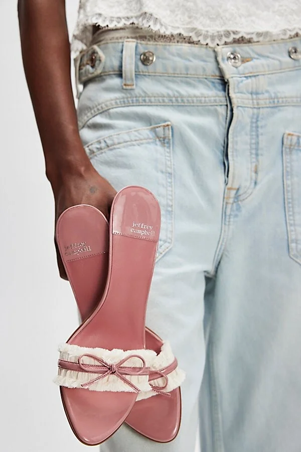 French Exit Bow Heels - Image 2